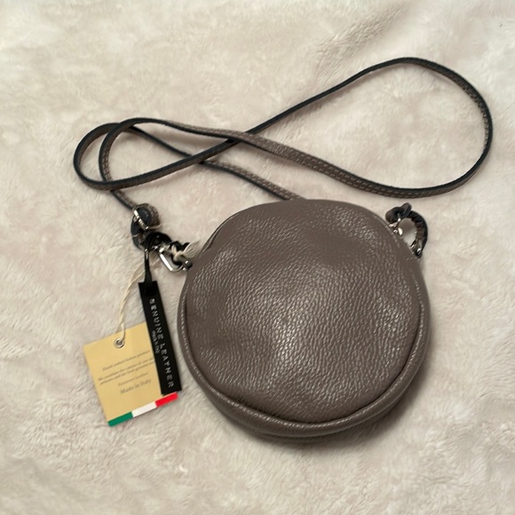 Laura Dimaggio Handbags - Laura DiMaggio grey leather cross body bag NWT